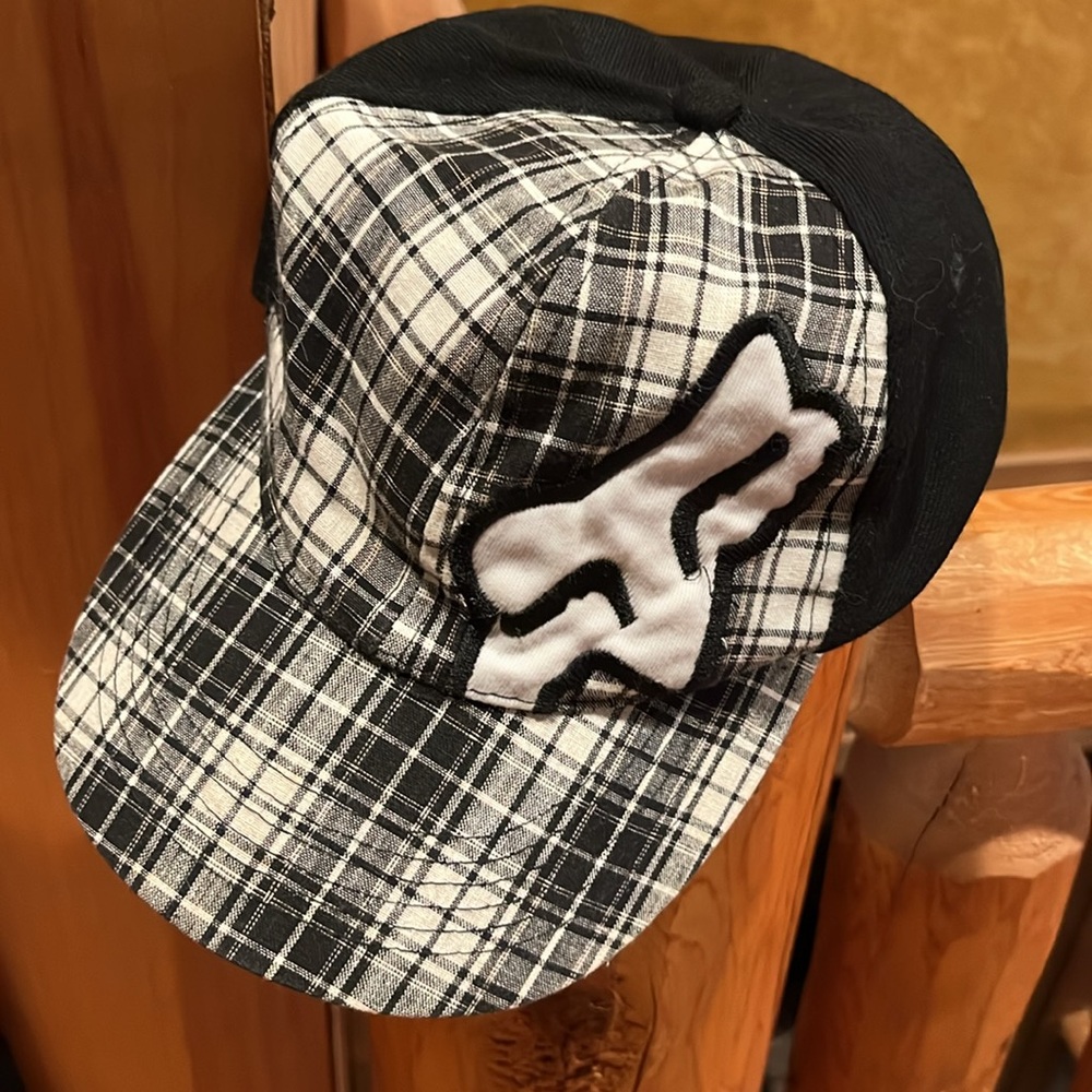 Fox BLACK WHITE PLAID hat CAP billed baseball cap one size cotton hat women’s OS